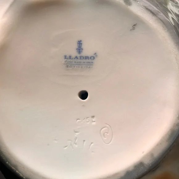 Lladró Jester Pensive Clown 12.5" Figurine Sculpture 5129 Retired MINT Condition - Picture 7 of 7